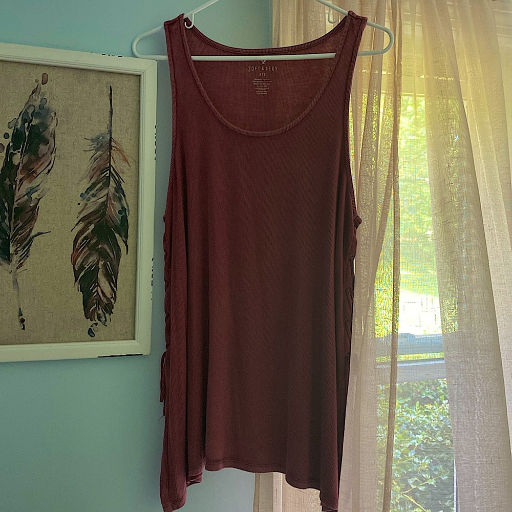 American Eagle Lace Up Side Tank Soft and Sexy size XL